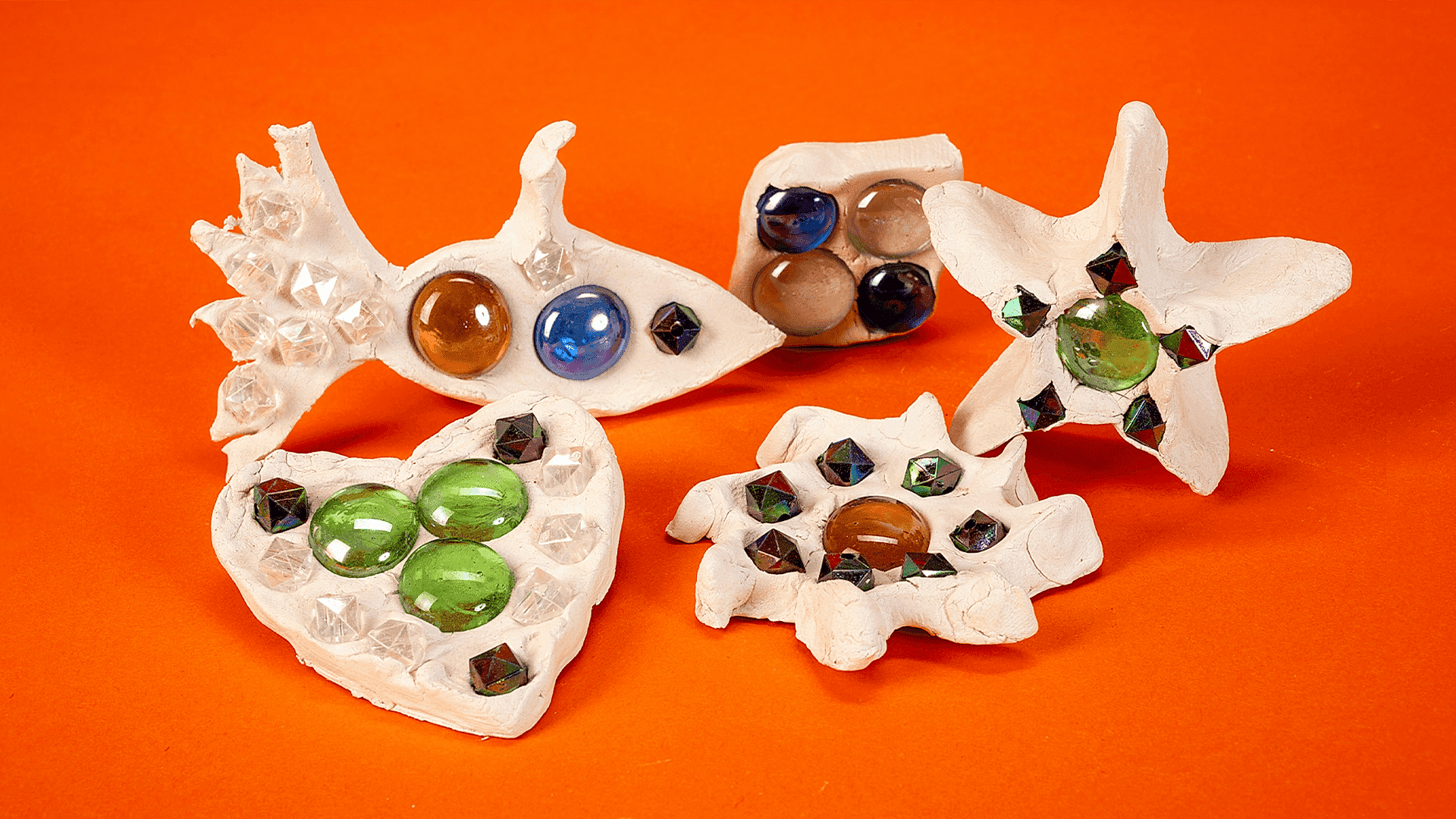 Cam Işıltılı Seramik Formlar görsel 0